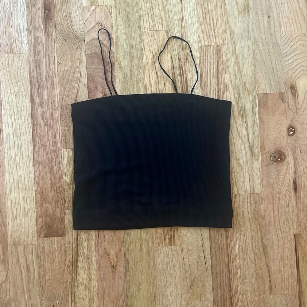 American Eagle Outfitters Thin Strap Straight Black Cropped Top Size MEDIUM